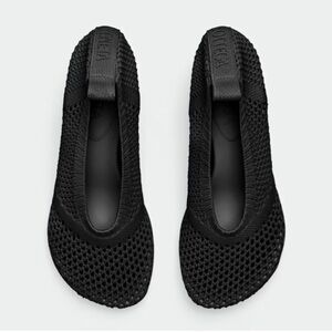 Bottega Veneta Atomic Pump – Size 37 – Black